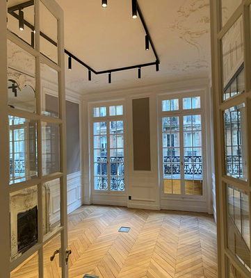 Magnificent Private Offices in the 17th district - Haussmann style 