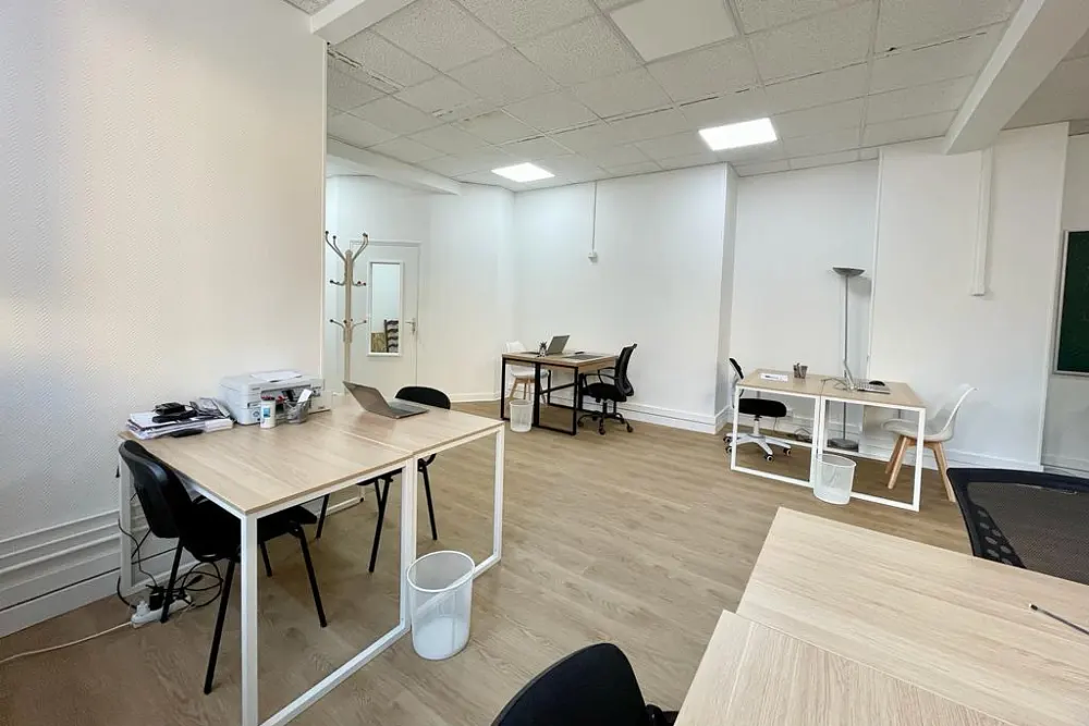 Furnished office for 6 people in Paris | Shared office | 69775
