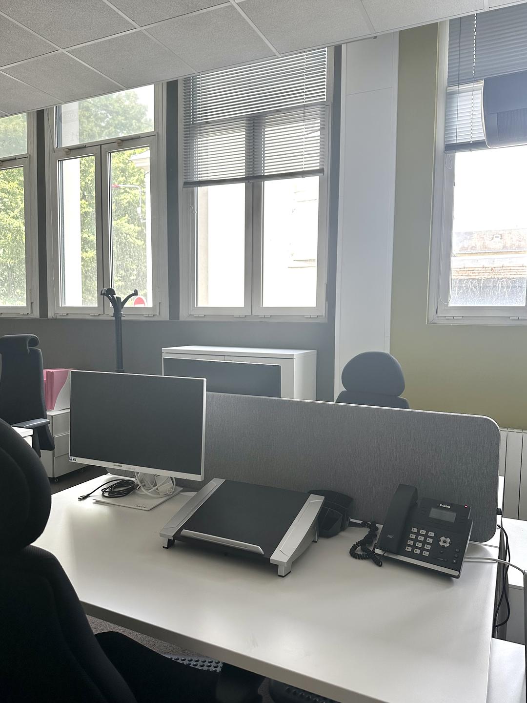 Furnished office for 8 people in Le Mans | Shared office | 72646