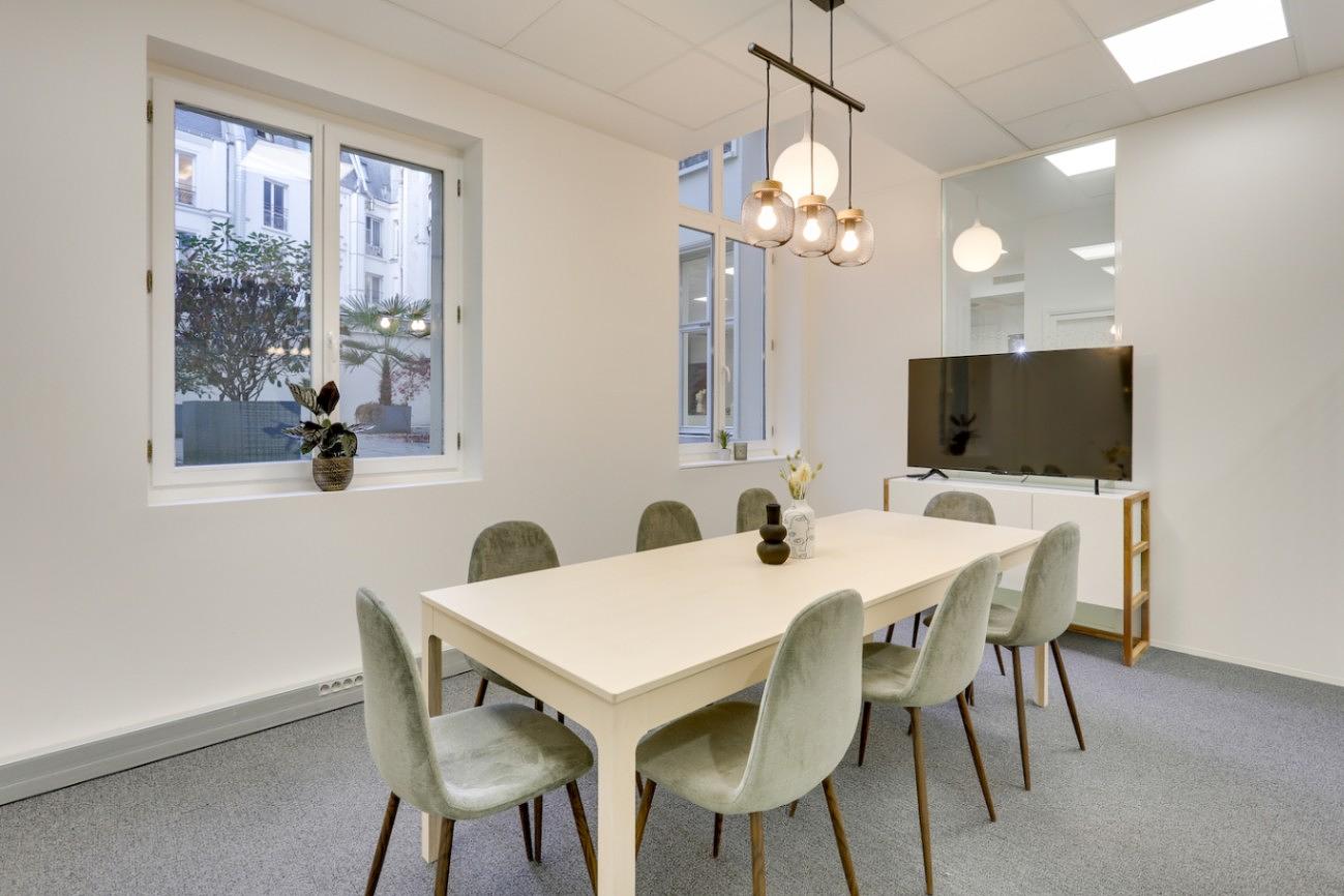 Furnished office for 6 people in Paris | Shared office | 34048
