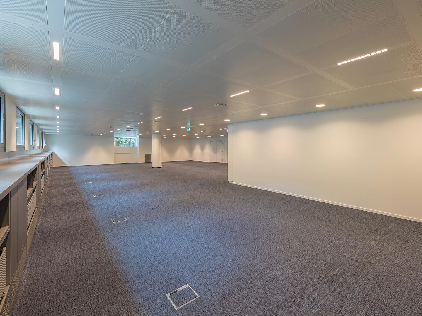 Unfurnished office for 60 people in Luxembourg | Shared office | 5121