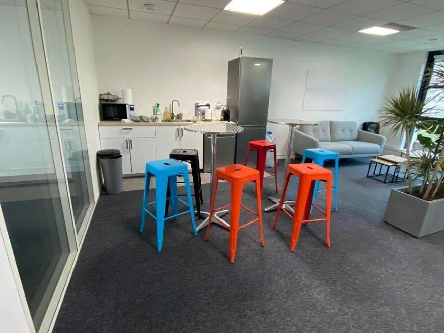 Furnished office for 6 people in Boulogne-Billancourt | Shared office | 64576