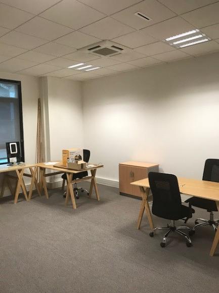 Furnished office for 3 people in Montrouge | Entire office | 26398