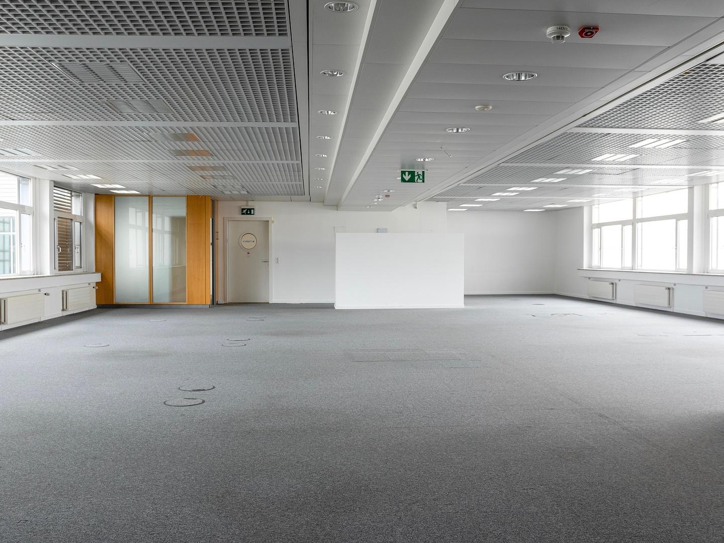 Unfurnished office for 27 people in Luxembourg | Shared office | 5410