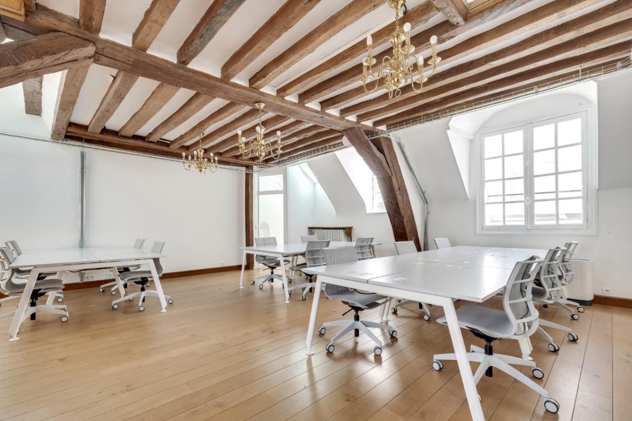 Furnished office for 44 people in Paris | Entire office | 32575