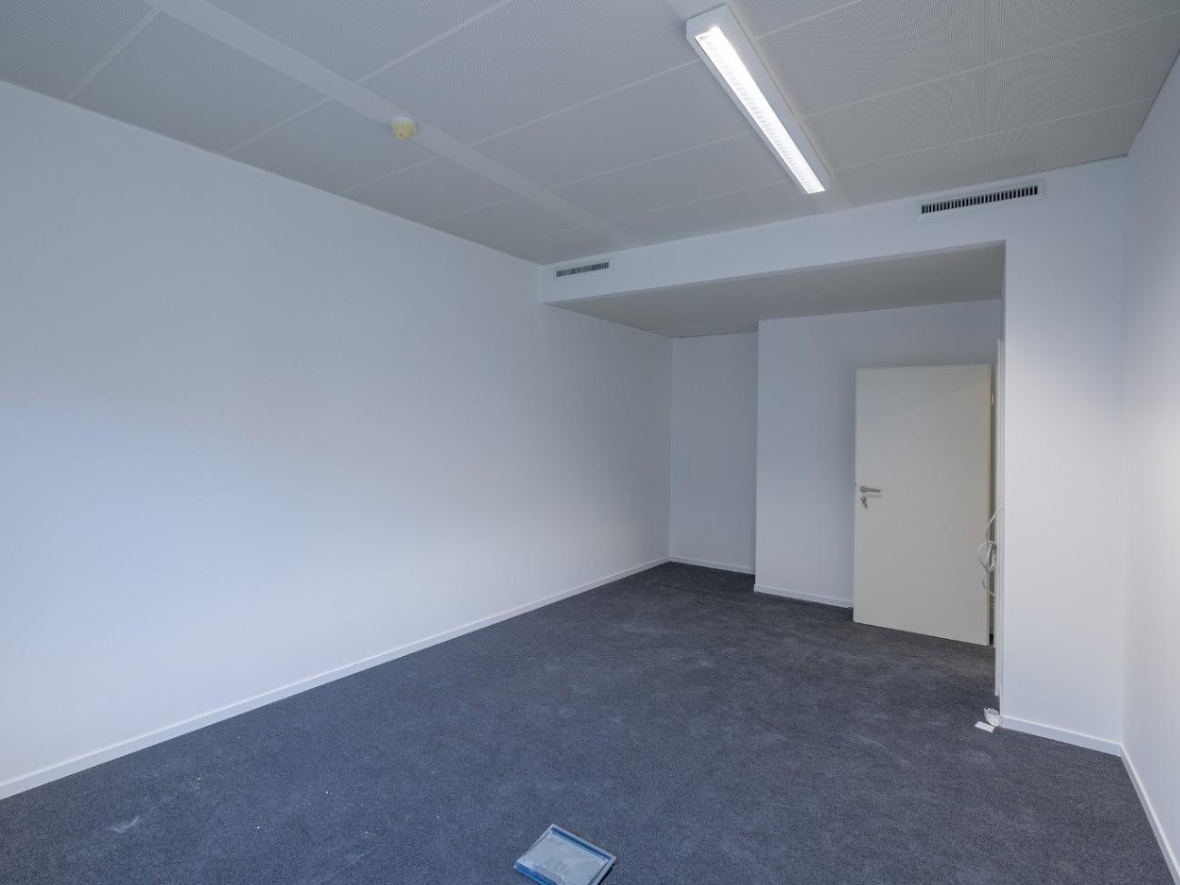 Unfurnished office for 4 people in Nice | Entire office | 15154