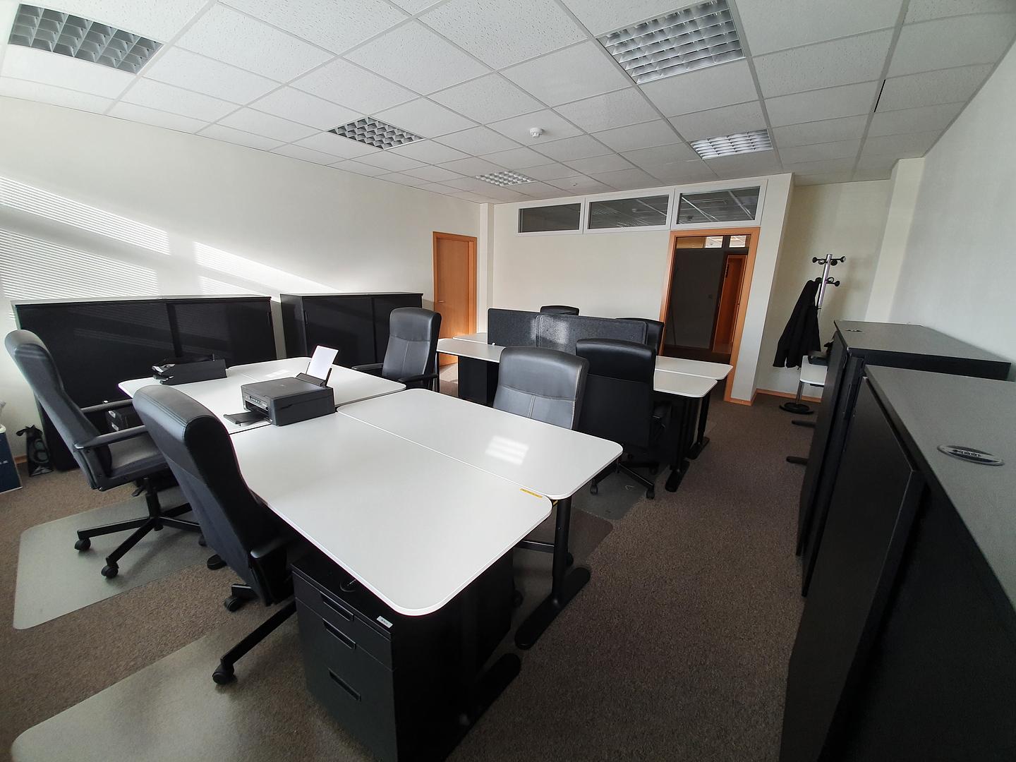 Furnished office for 2 people in Capellen | Entire office | 5454