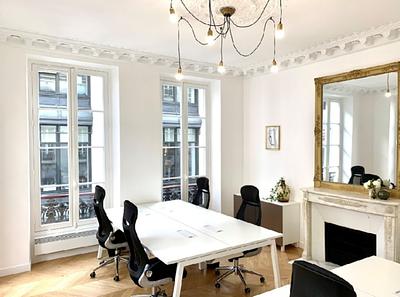 Professional office space with balconies and views of the Buttes Chaumont