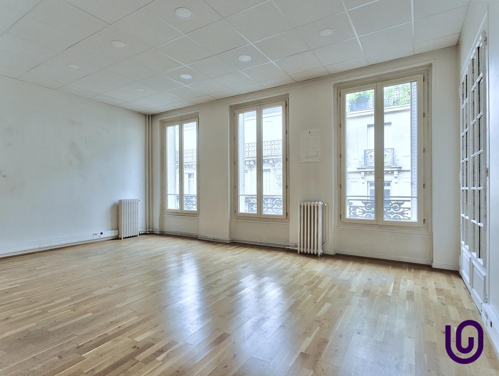 Unfurnished office for 35 people in Paris | Entire office | 62046
