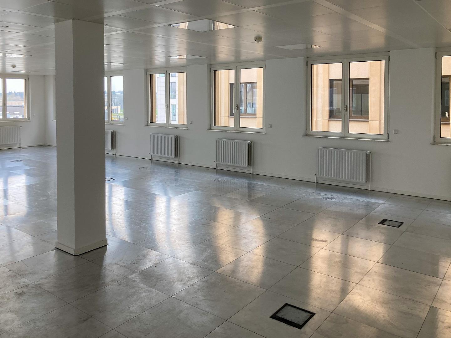Unfurnished office for 55 people in Luxembourg | Shared office | 4959