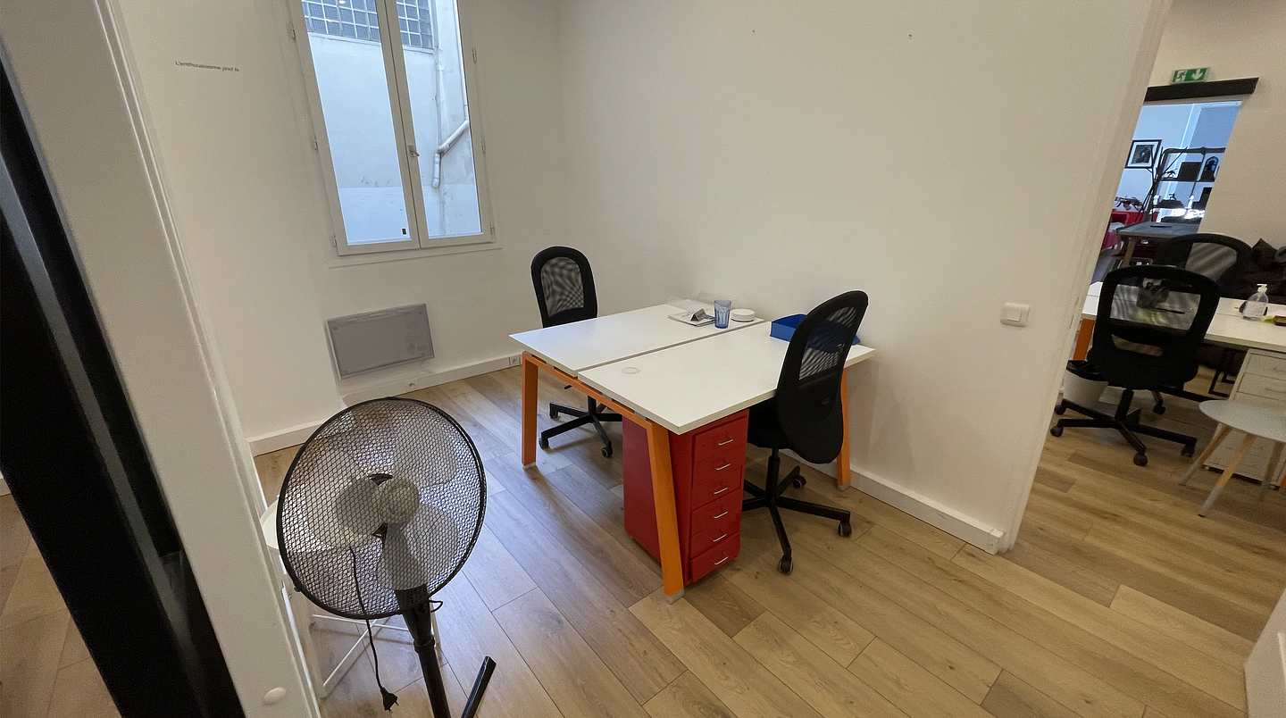 Furnished office for 8 people in Paris | Private office | 53339
