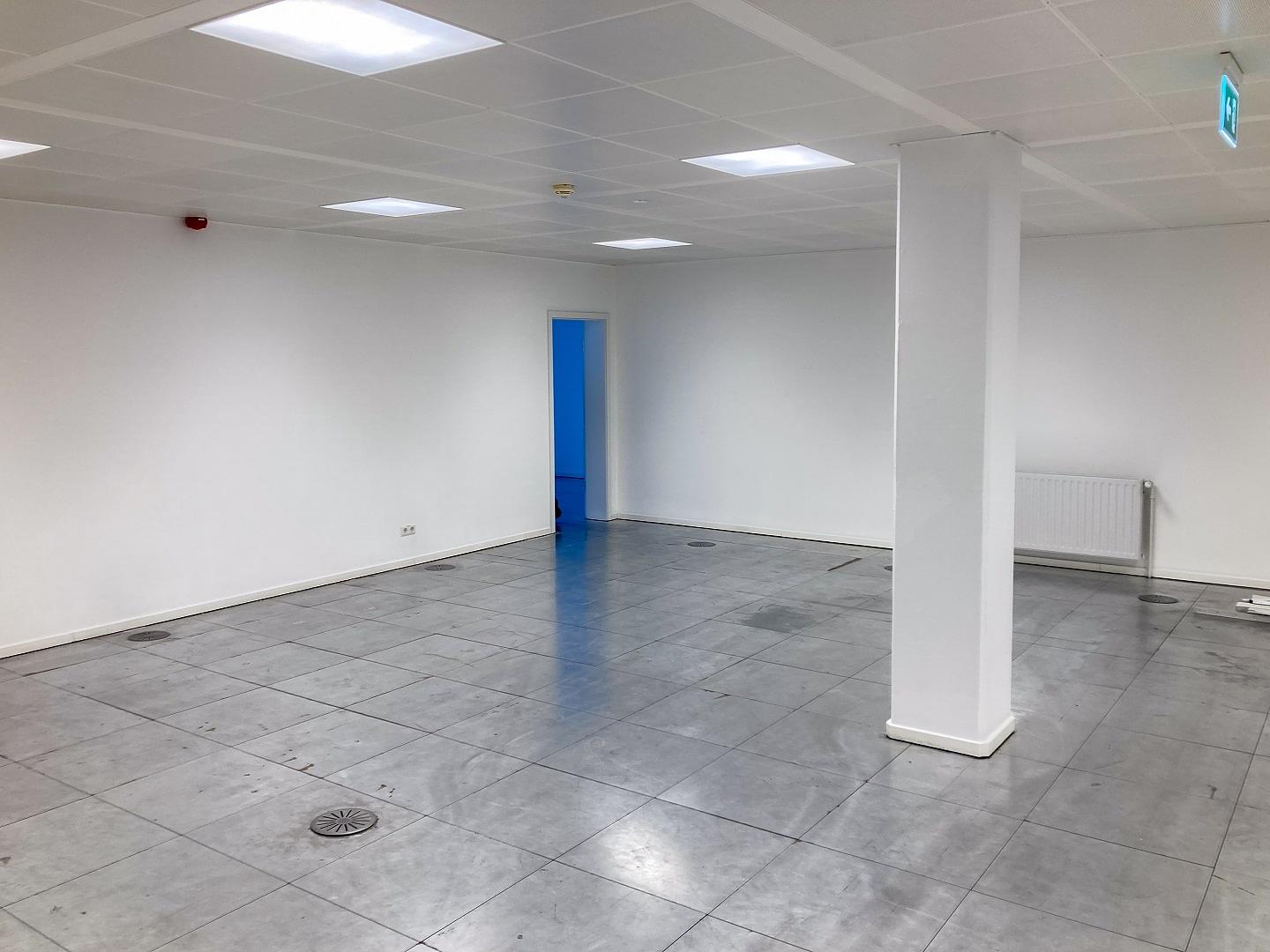 Unfurnished office for 55 people in Luxembourg | Shared office | 4956