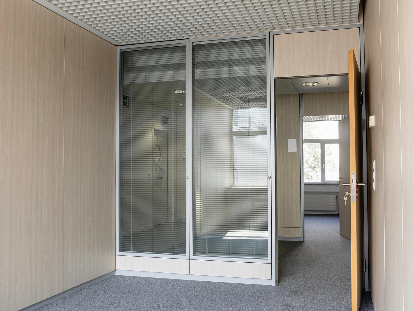 Bureau Non meublé pour 51 personnes à Luxembourg | Bureau privé | 5751