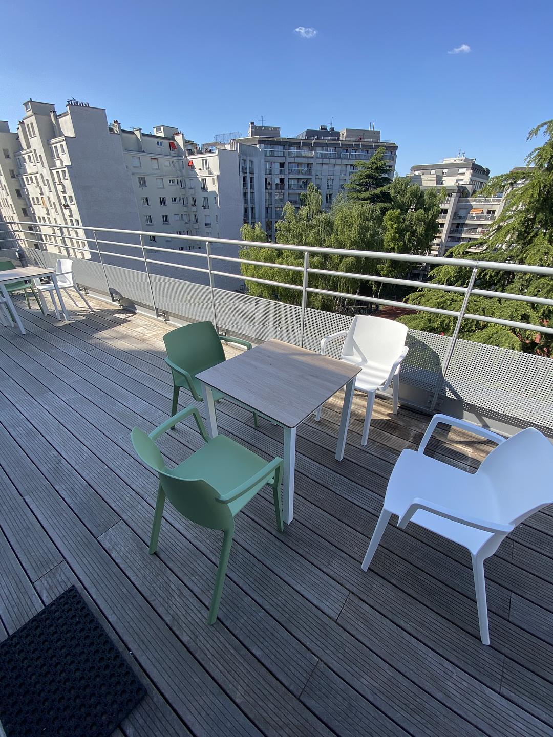 Furnished office for 4 people in Paris | Private office | 56008