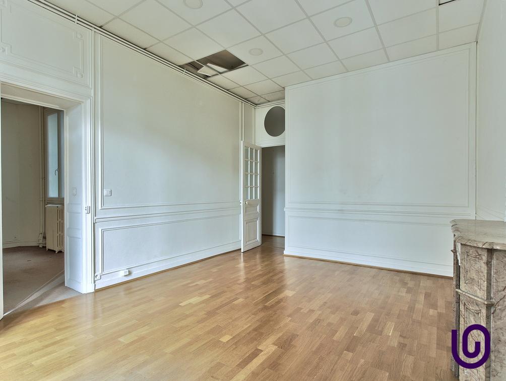 Unfurnished office for 35 people in Paris | Entire office | 62116
