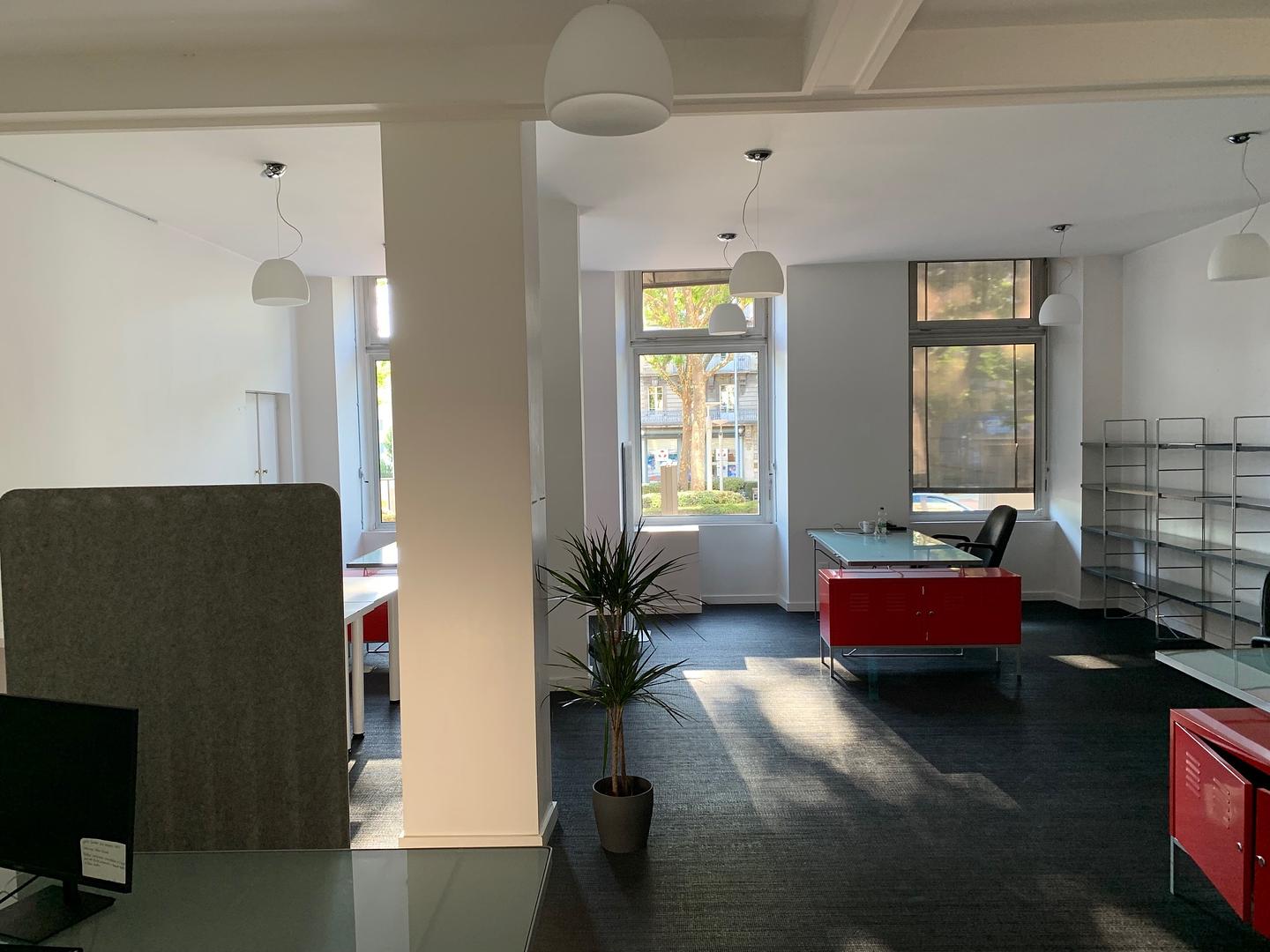 Furnished office for 5 people in Clermont-Ferrand | Shared office | 52132