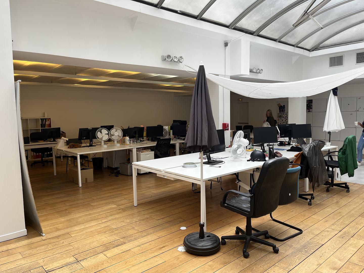Furnished office for 6 people in Paris | Shared office | 69126