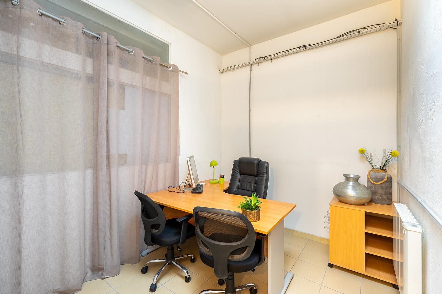 Furnished office for 5 people in Clamart | Entire office | 59607