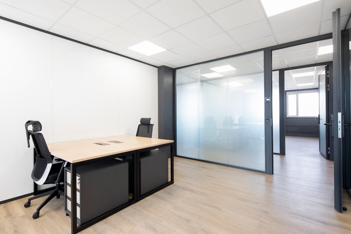Furnished office for 6 people in Vitry-sur-Seine | Private office | 47078