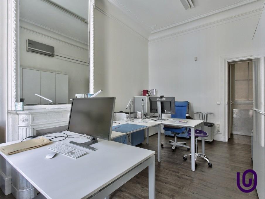 Furnished office for 14 people in Paris | Private office | 59122