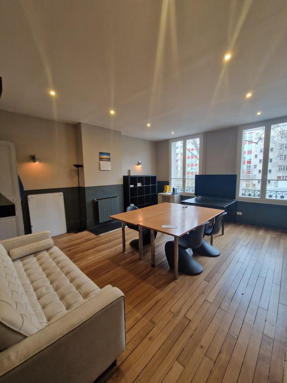 Furnished office for 18 people in Paris | Private office | 37116