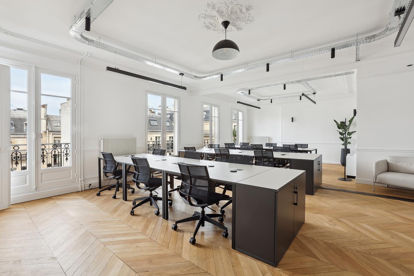 Furnished office for 48 people in Paris | Entire office | 67880